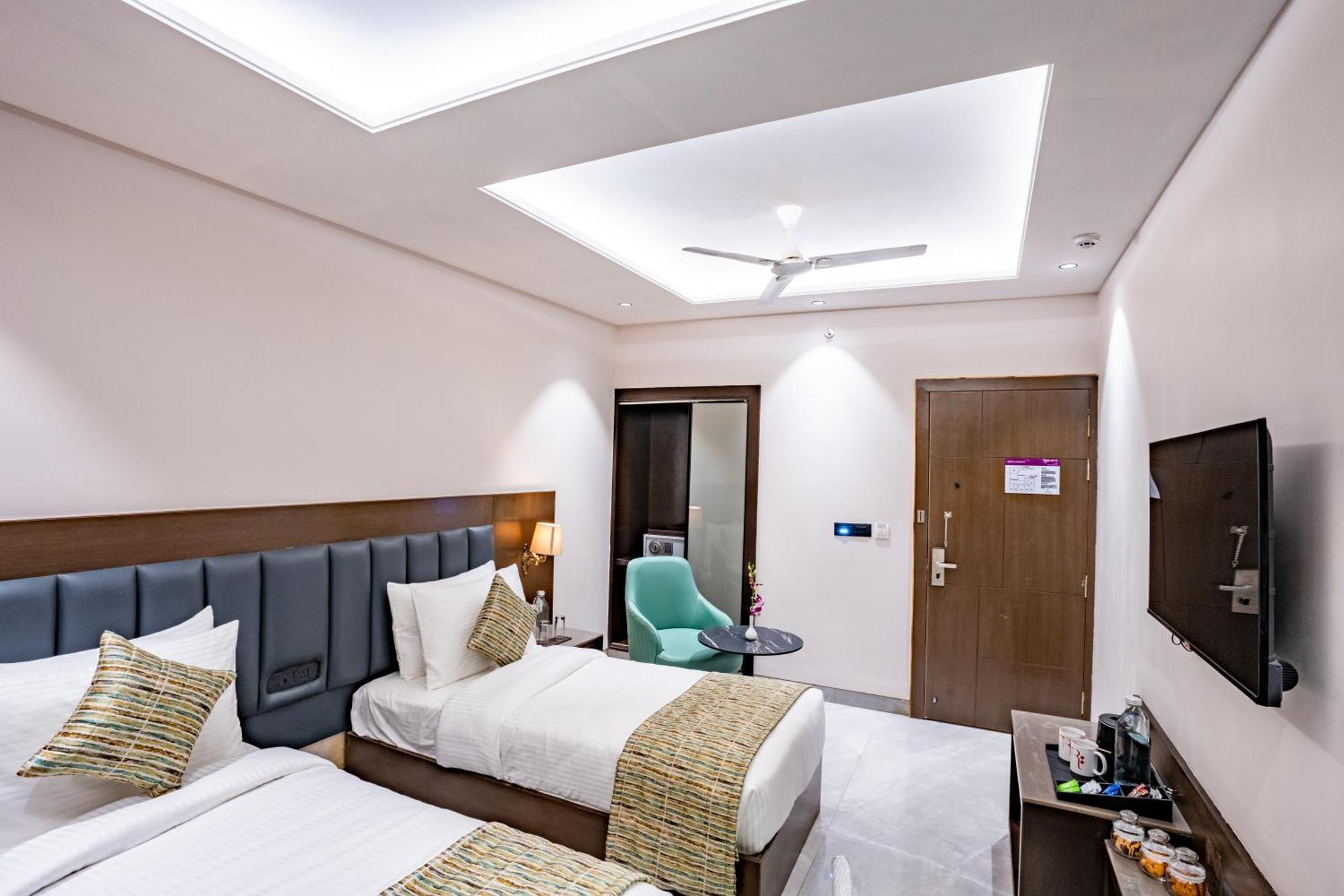 Regenta Place Raaj Agra, Tajganj Agra  Extérieur photo