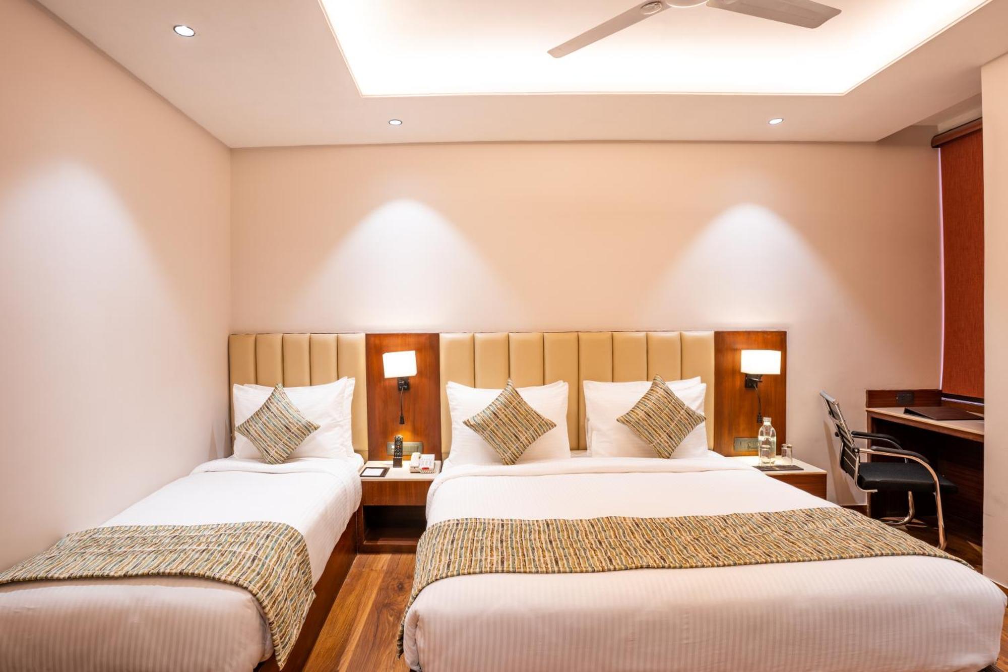 Regenta Place Raaj Agra, Tajganj Agra  Extérieur photo